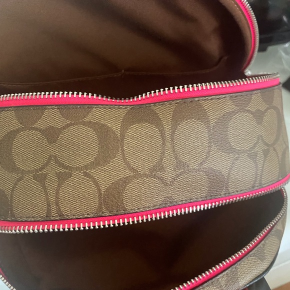 Coach Court Backpack In Signature Canvas With Vintage Rose Print - Picture 7 of 10